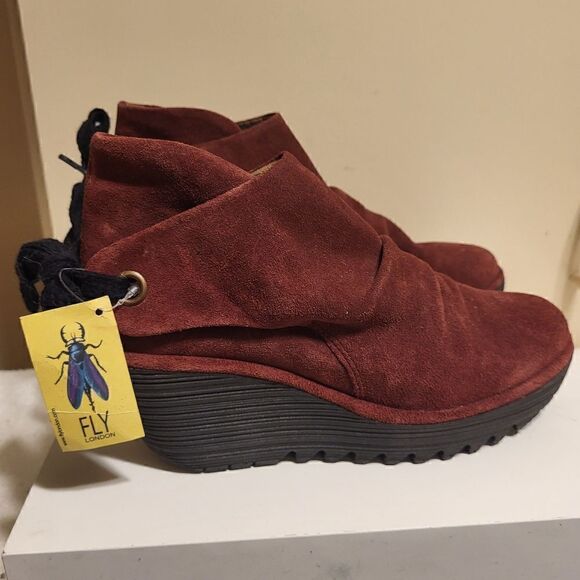 NWT FLY LONDON® "Yebi" Merlot Ruched Suede Boots w/Tie Back sz.7.5/8/38 Ret $230 - Picture 1 of 9